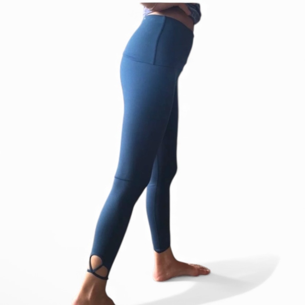 Free People Movement  High Rise Cut Out Hem Leggings Like New